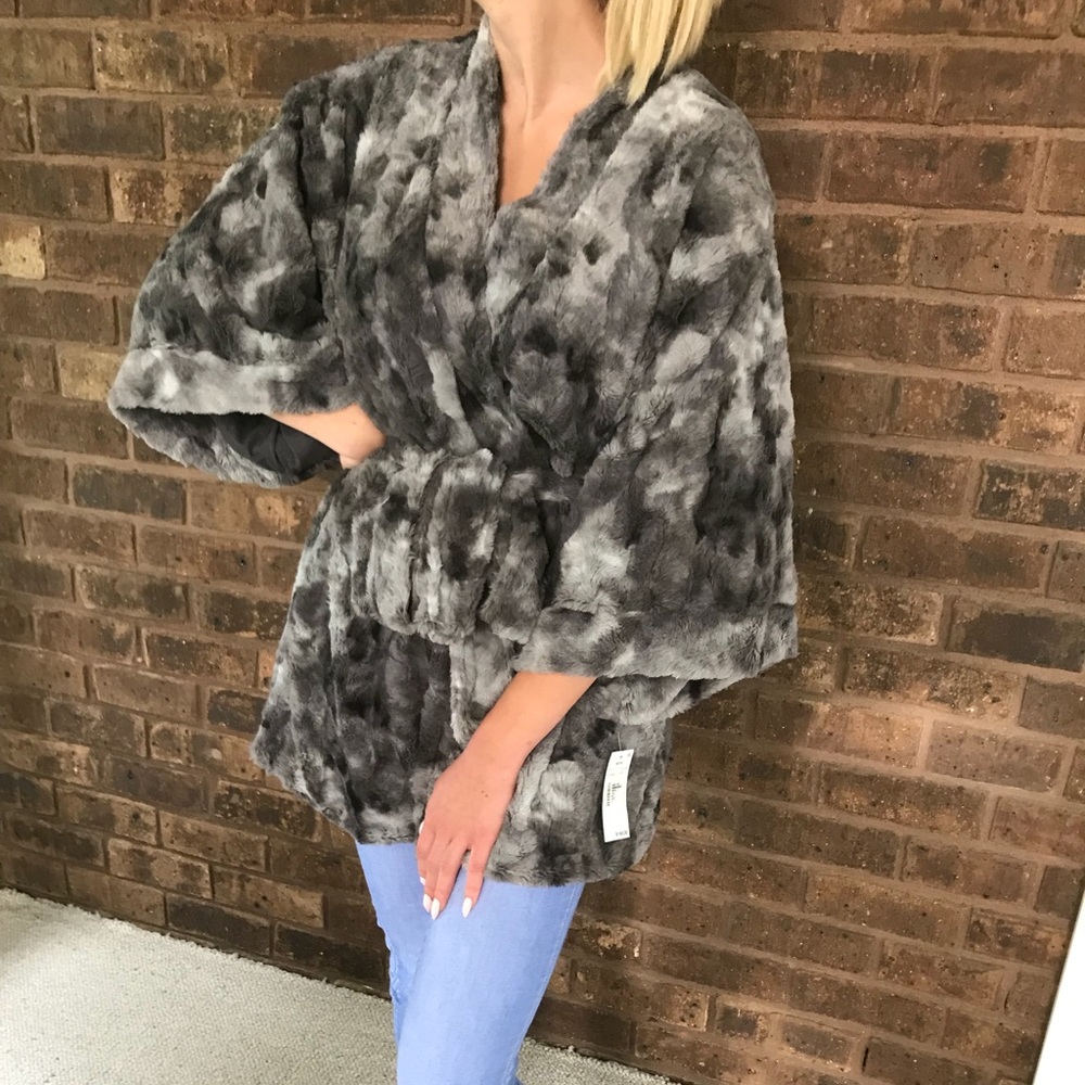 Fuzzy faux fur kimono robe/ cardigan